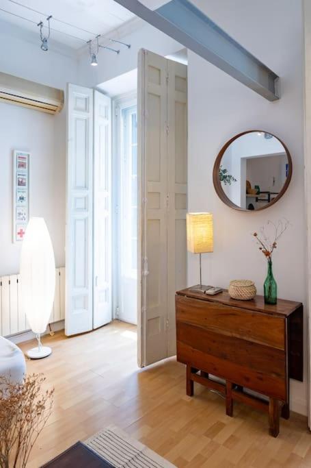 Beautiful Apartment In Malasana For 3 Pax - Ferrer Madrid Exterior foto