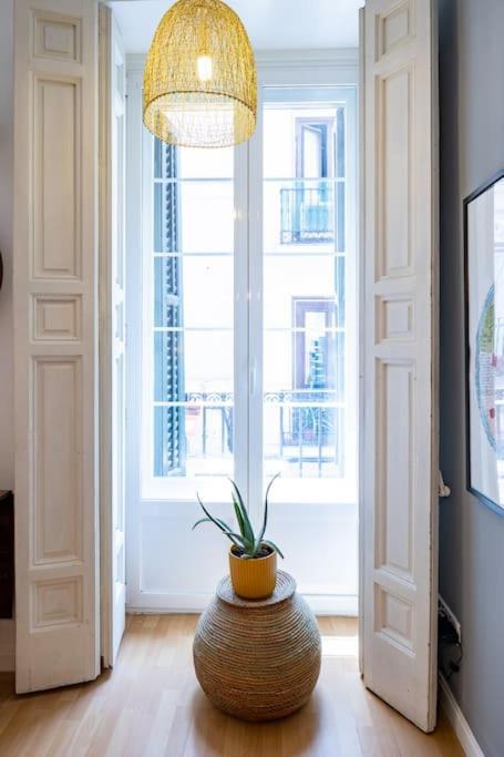 Beautiful Apartment In Malasana For 3 Pax - Ferrer Madrid Exterior foto