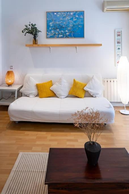 Beautiful Apartment In Malasana For 3 Pax - Ferrer Madrid Exterior foto